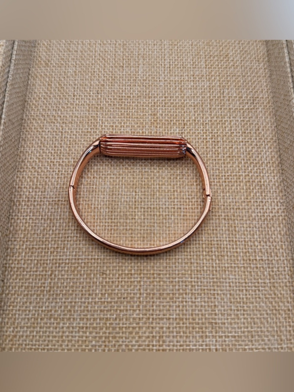 Fitbit Flex 2 Rose Gold Bangle OEM - Picture 3 of 7